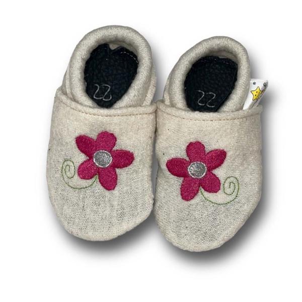 Wollwalkpuschen – Blume Creme